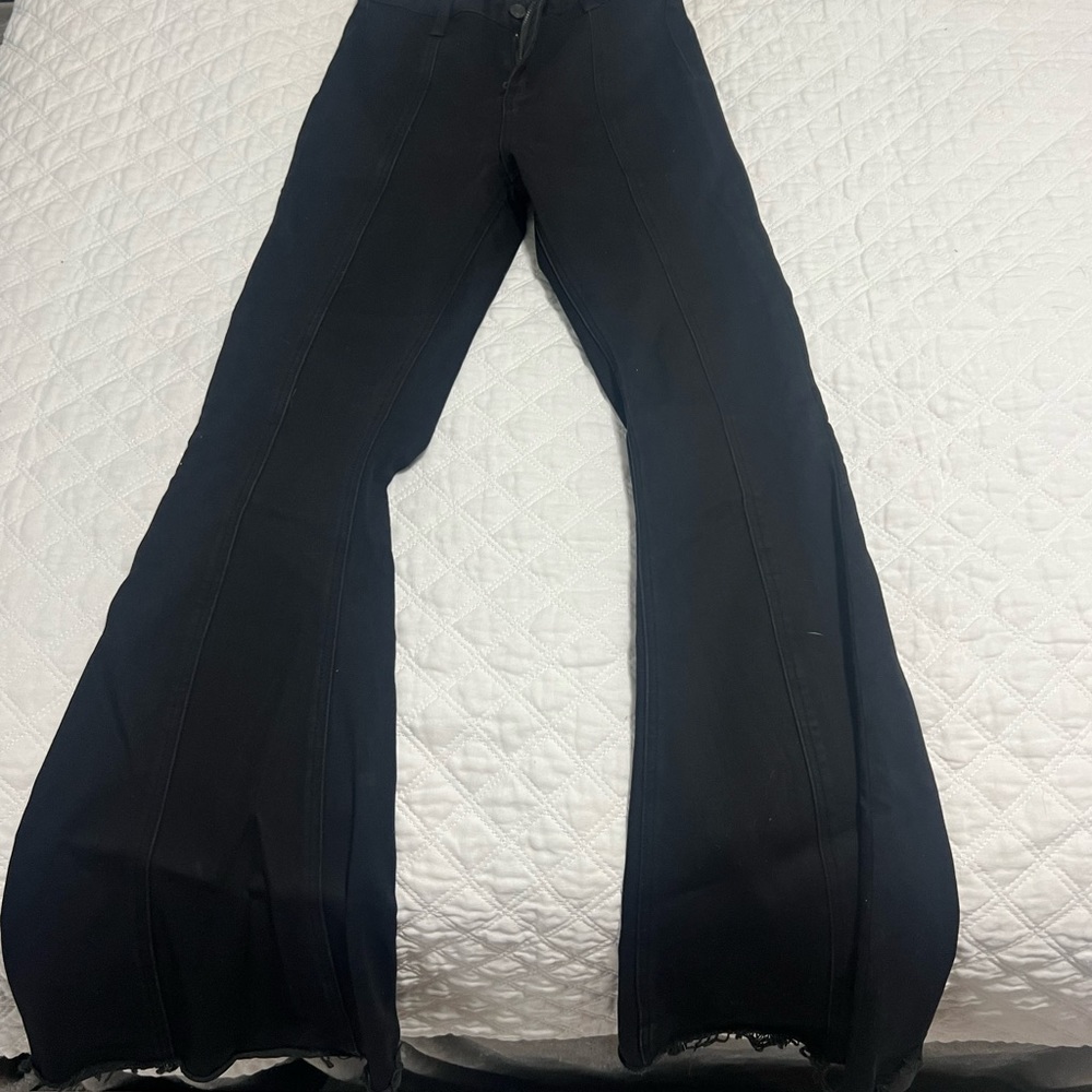 Vervet black flares. Worn ONCE. Size 26.